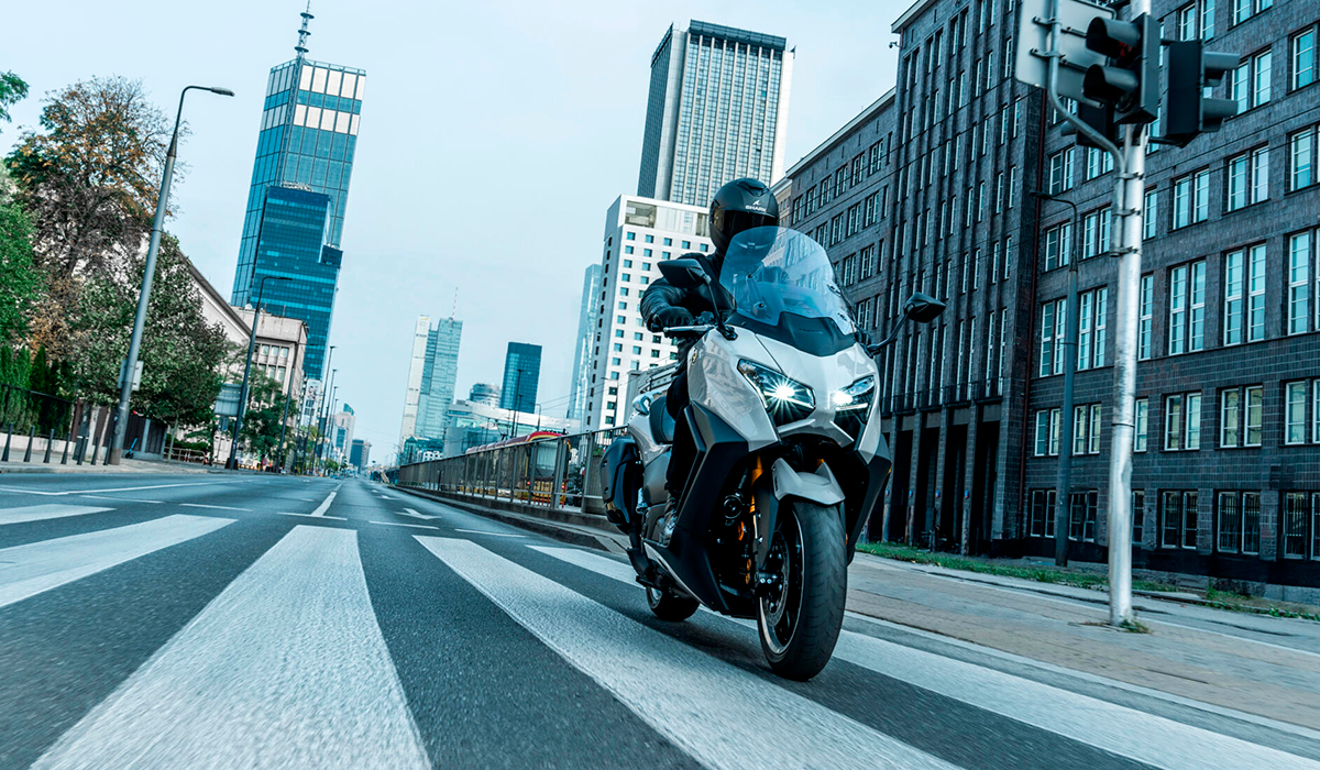 T-MAX  TECH MAX 2025