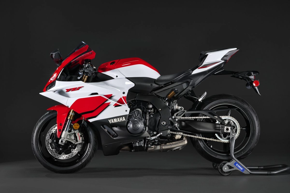 YZF-R9-2026